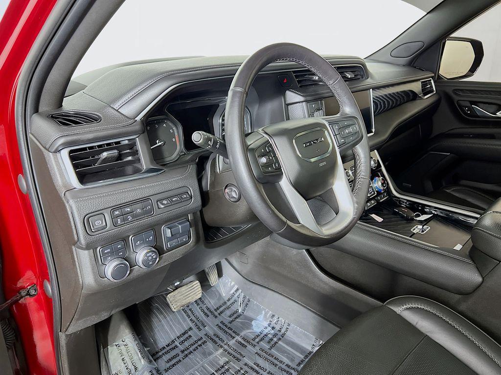 used 2021 GMC Yukon XL car, priced at $58,000