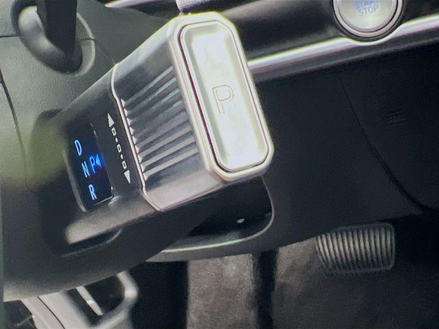 new 2025 Hyundai TUCSON Hybrid car, priced at $34,563