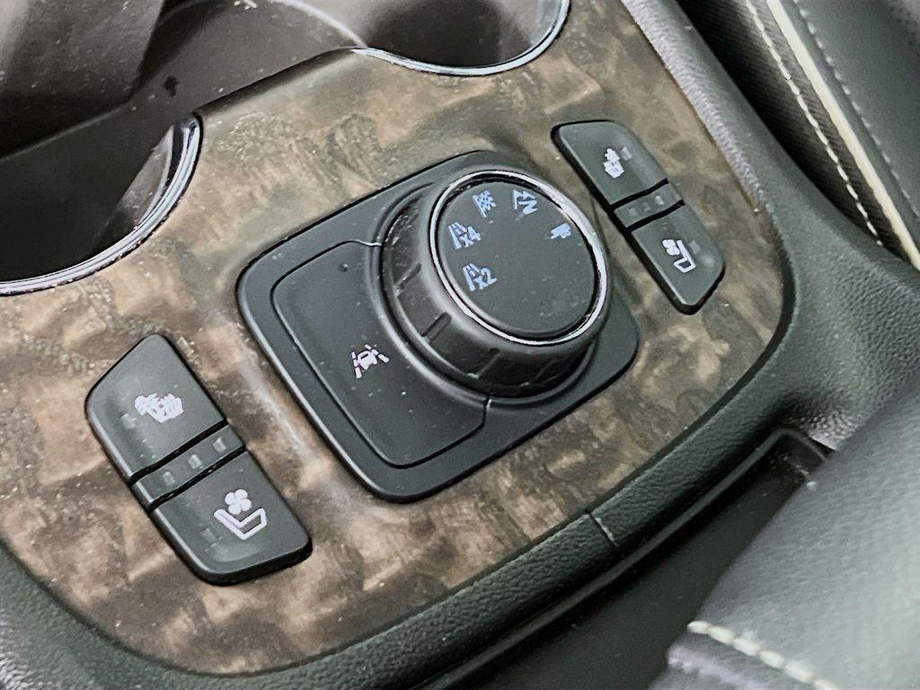 used 2021 GMC Acadia car, priced at $38,500