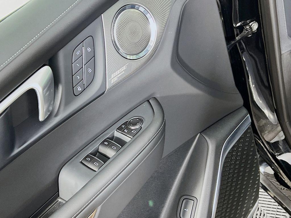 used 2025 Buick Enclave car, priced at $54,000
