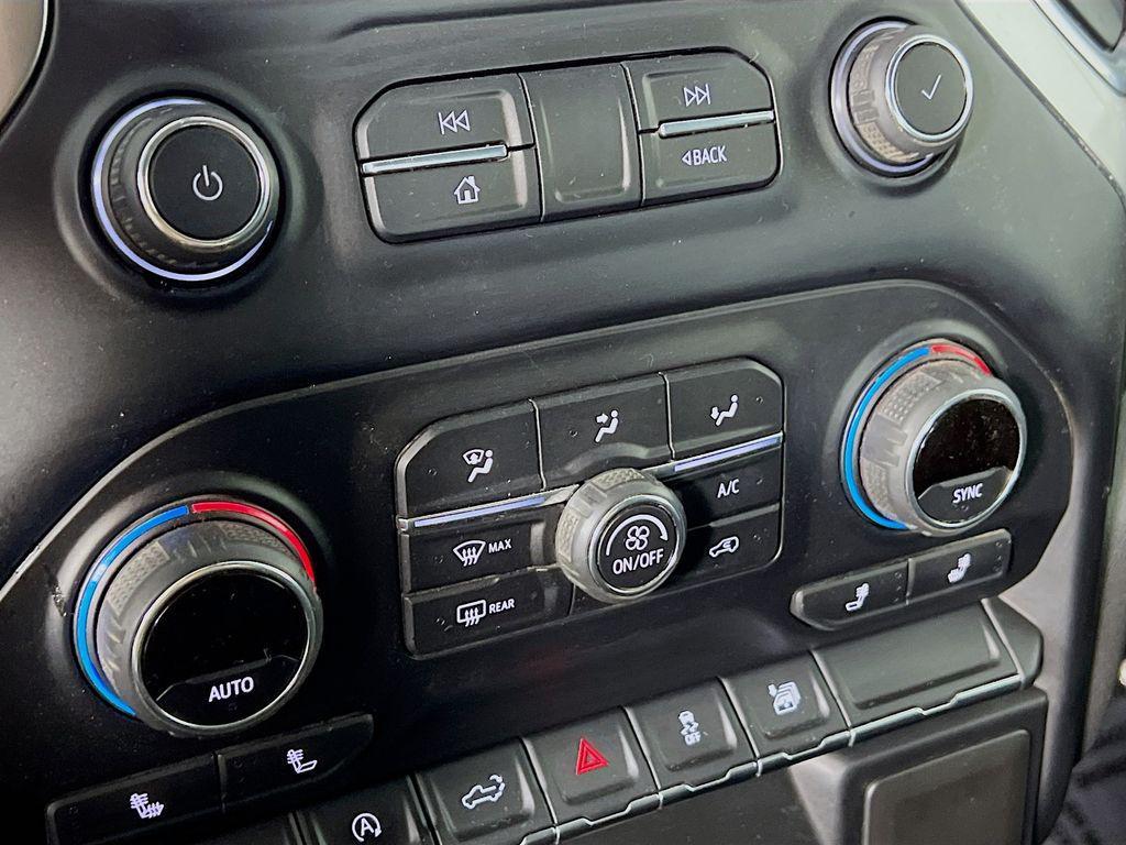 used 2020 Chevrolet Silverado 1500 car, priced at $32,000