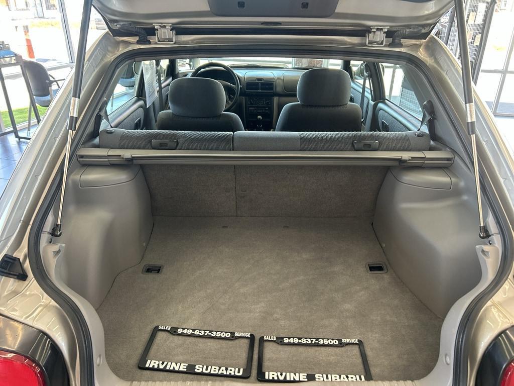 used 2000 Subaru Outback car, priced at $13,995