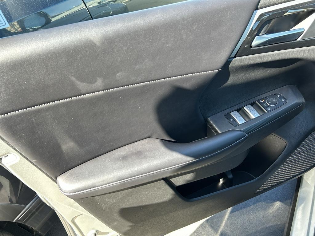 used 2024 Mitsubishi Outlander PHEV car, priced at $28,995