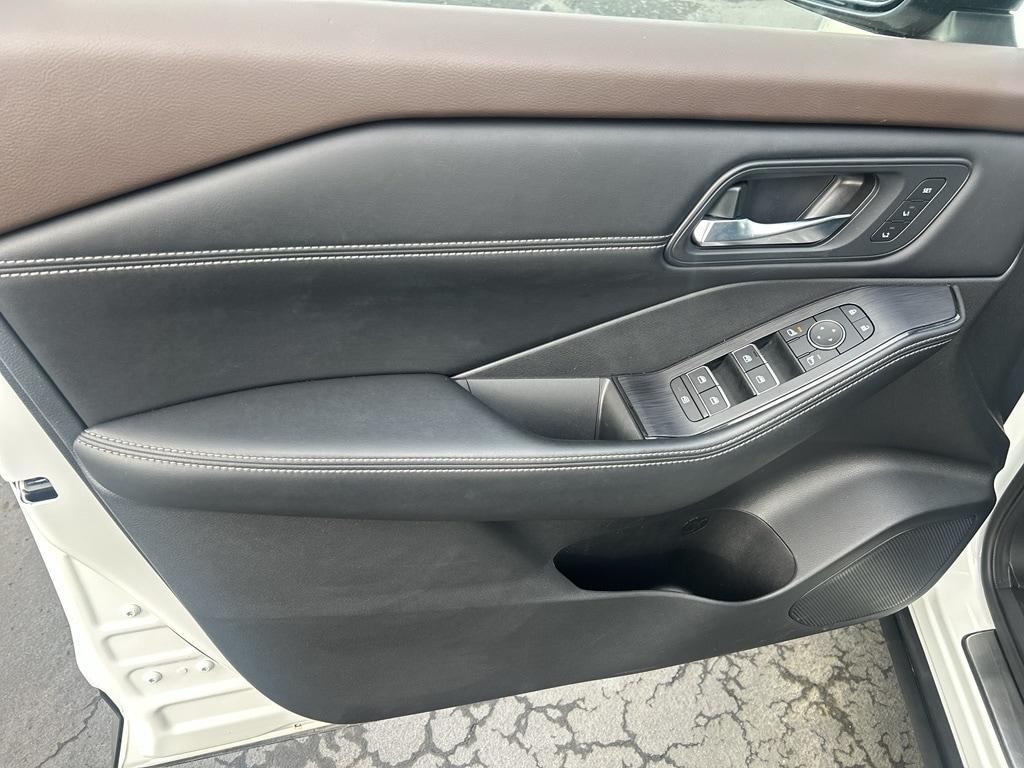 used 2023 Nissan Rogue car, priced at $24,995