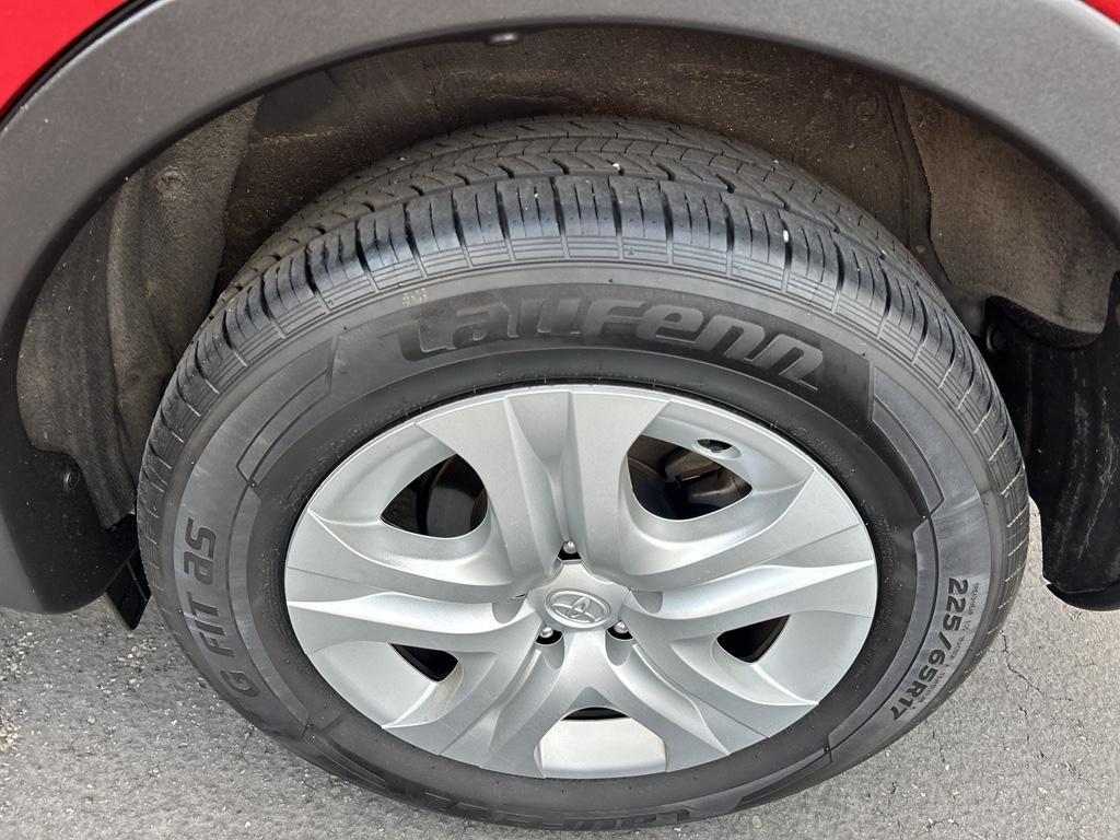 used 2015 Toyota RAV4 car, priced at $15,995