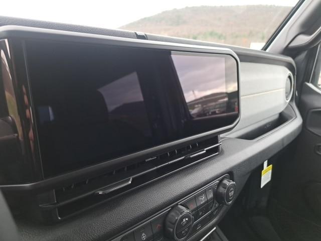 new 2026 Jeep Wrangler car, priced at $45,981