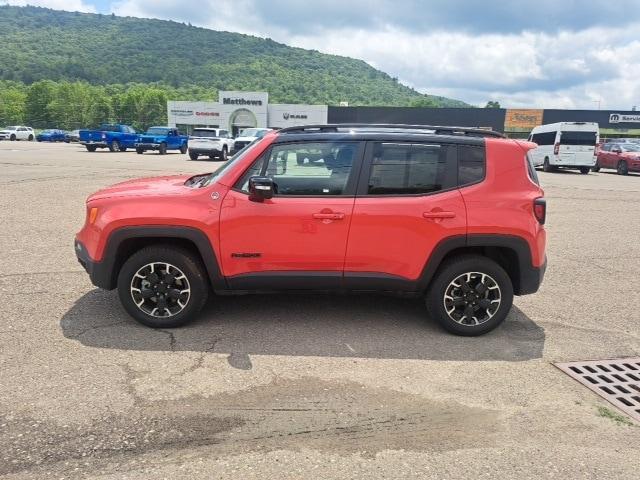 used 2023 Jeep Renegade car, priced at $21,924