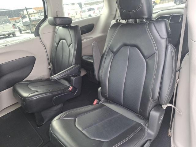 used 2024 Chrysler Pacifica car, priced at $28,871