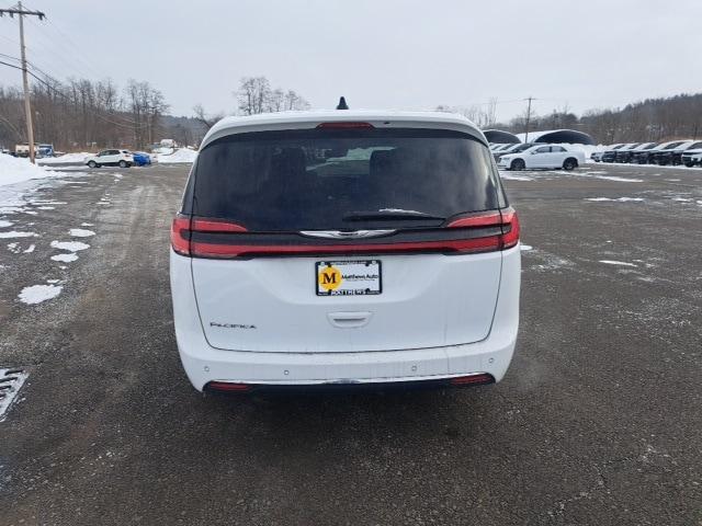 used 2024 Chrysler Pacifica car, priced at $28,871