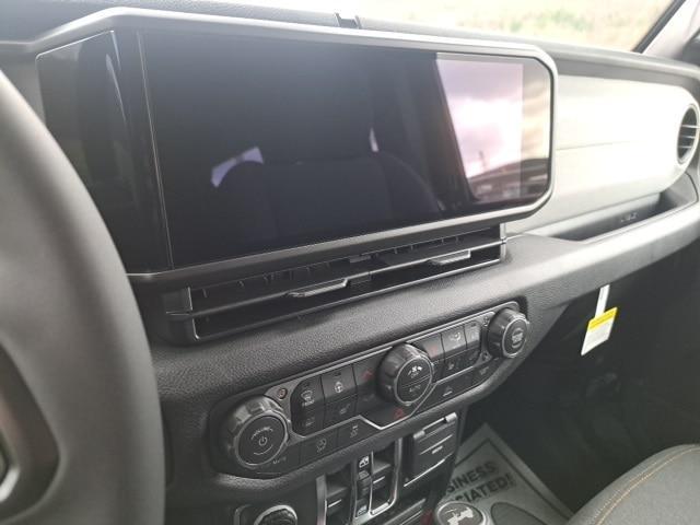 new 2026 Jeep Wrangler car, priced at $48,720