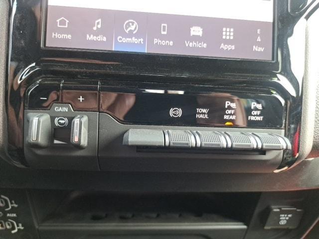 new 2025 Ram 2500 car, priced at $66,570