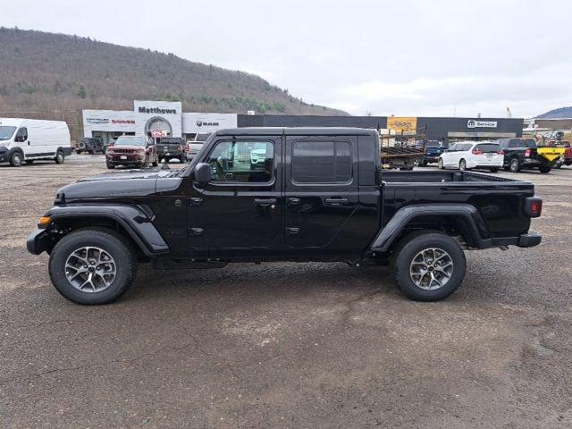 new 2026 Jeep Gladiator car, priced at $50,290