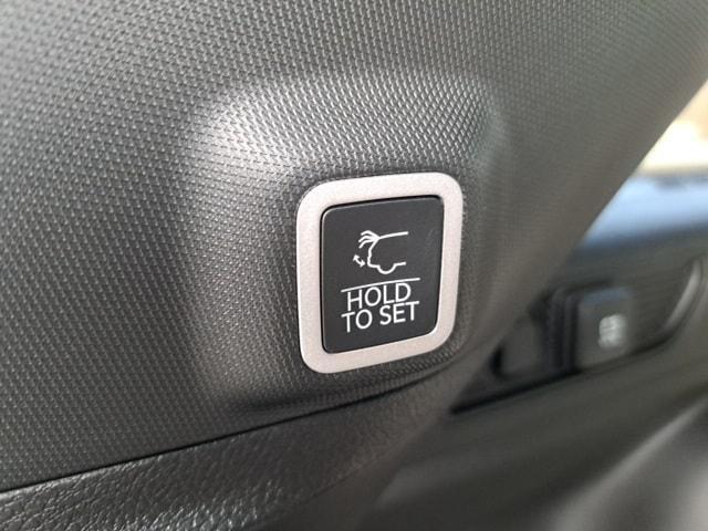 new 2025 Jeep Grand Cherokee car, priced at $45,840