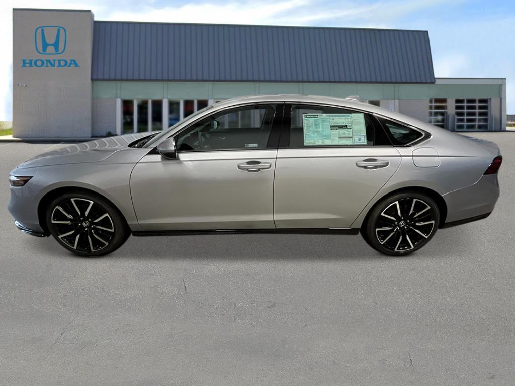 new 2025 Honda Accord Hybrid car, priced at $40,495