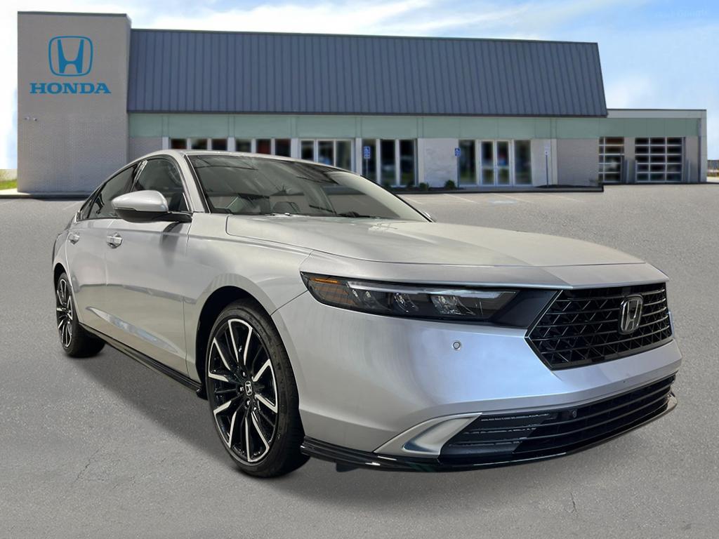 new 2025 Honda Accord Hybrid car, priced at $40,495