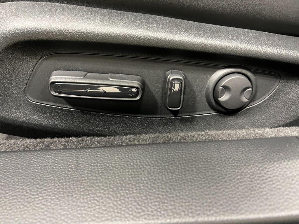 new 2025 Honda Accord Hybrid car, priced at $40,495