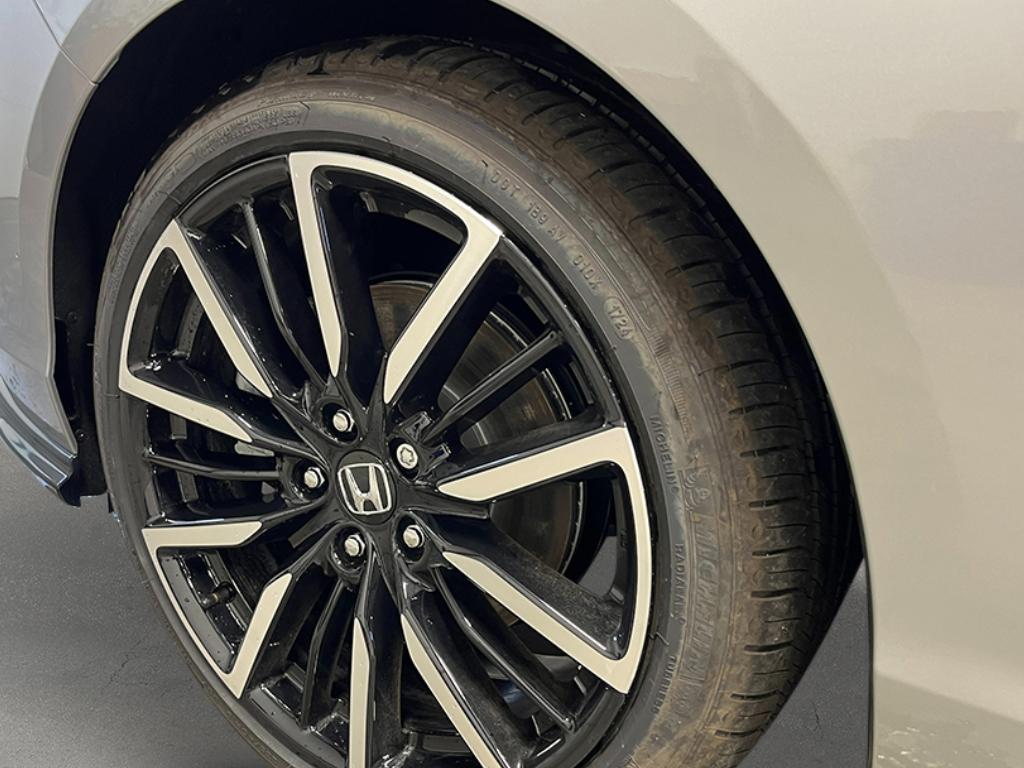 new 2025 Honda Accord Hybrid car, priced at $40,495