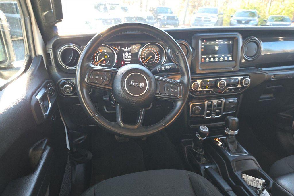 used 2022 Jeep Wrangler Unlimited car, priced at $32,485