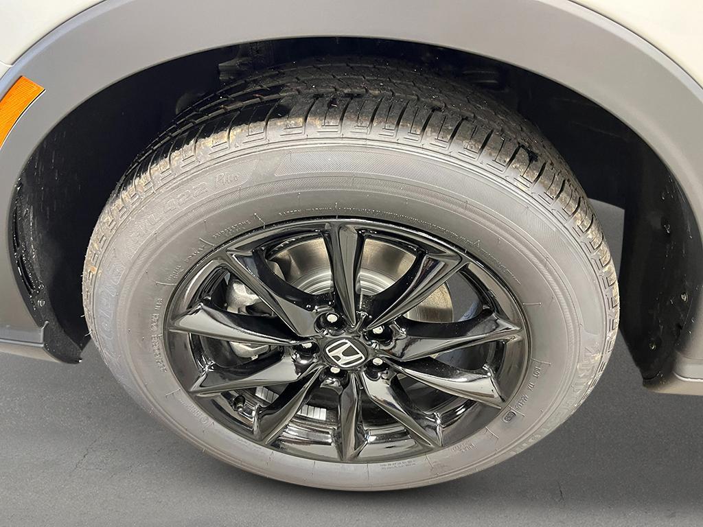 new 2026 Honda CR-V Hybrid car, priced at $41,675