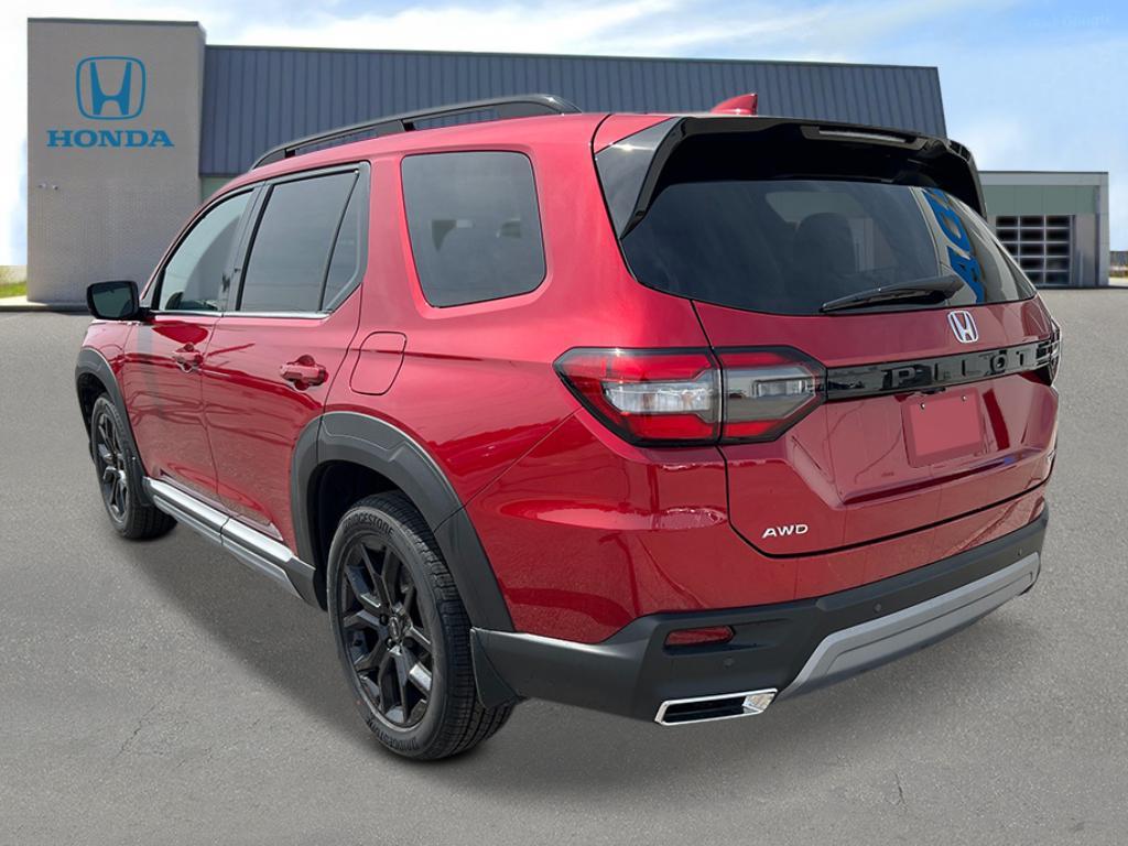 new 2025 Honda Pilot car, priced at $54,300