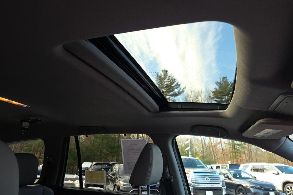 used 2020 Honda Pilot car, priced at $23,577