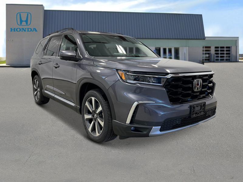 new 2025 Honda Pilot car, priced at $55,305