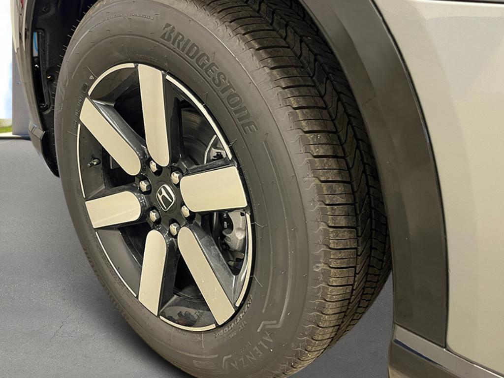 new 2026 Honda Prologue car, priced at $55,995