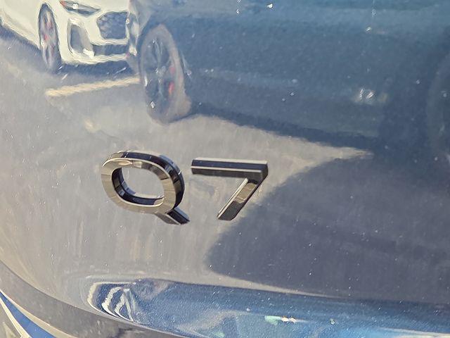 new 2026 Audi Q7 car, priced at $78,290