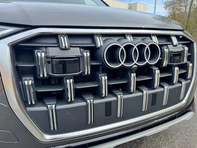 used 2025 Audi Q7 car, priced at $56,995