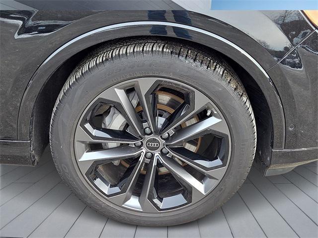 used 2025 Audi Q7 car, priced at $64,995