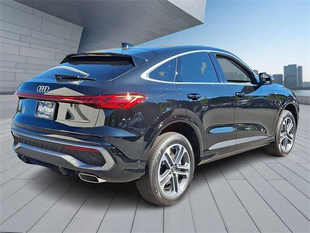 new 2025 Audi Q5 car, priced at $60,955