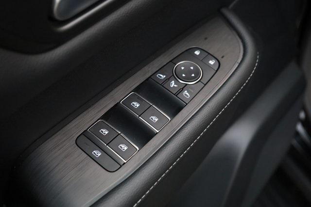 new 2025 Nissan Armada car, priced at $63,370