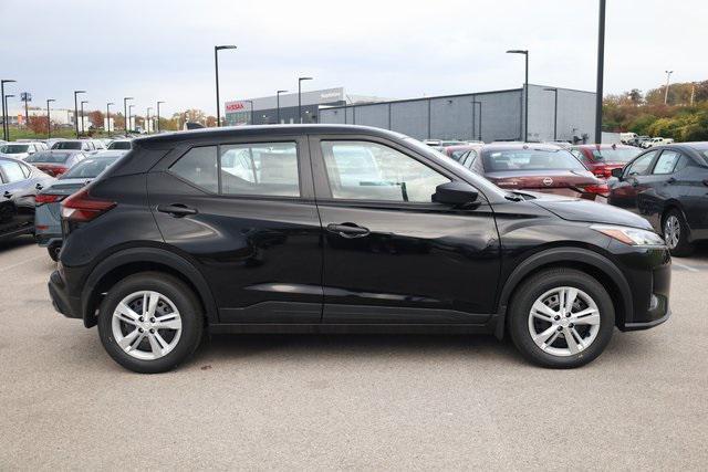 new 2025 Nissan Kicks car, priced at $19,847
