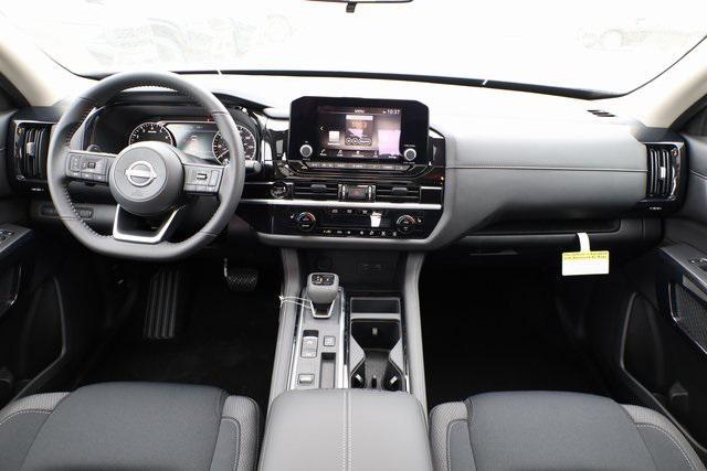new 2025 Nissan Pathfinder car, priced at $34,792