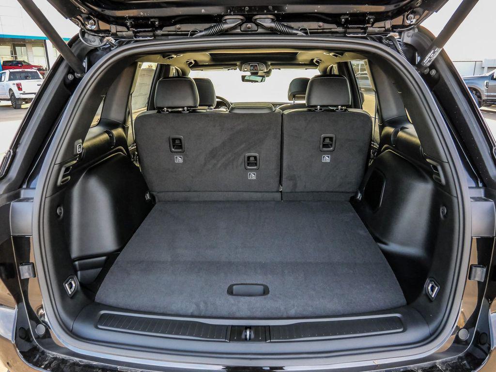 new 2026 Jeep Grand Cherokee car, priced at $49,846