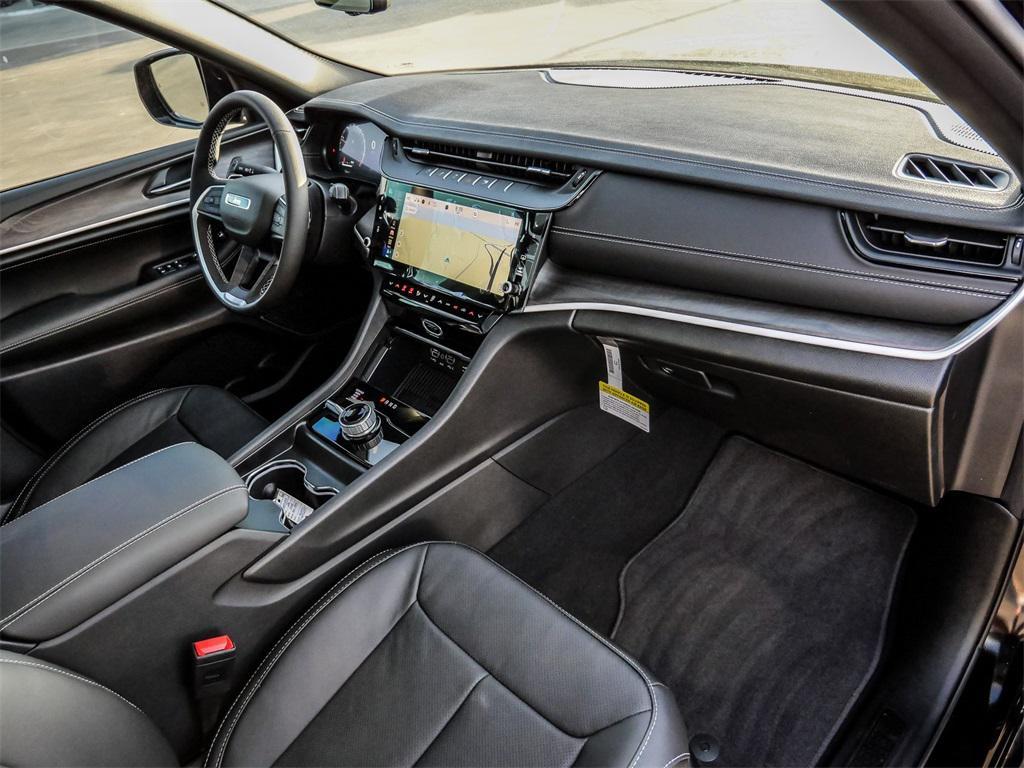 new 2026 Jeep Grand Cherokee car, priced at $49,846