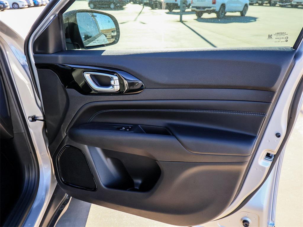 new 2026 Jeep Compass car, priced at $30,735