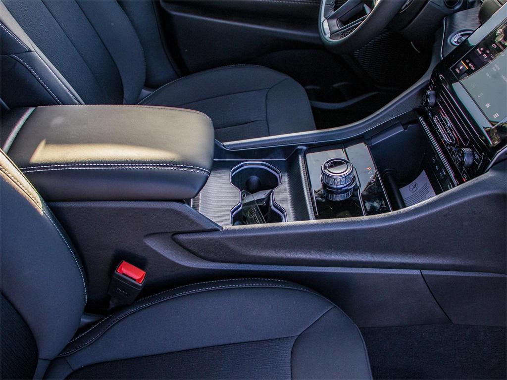 new 2025 Jeep Grand Cherokee L car, priced at $33,224