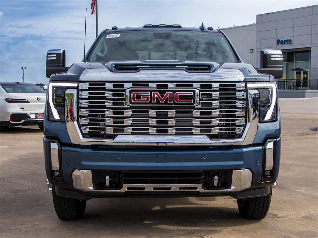new 2025 GMC Sierra 3500 car, priced at $85,412