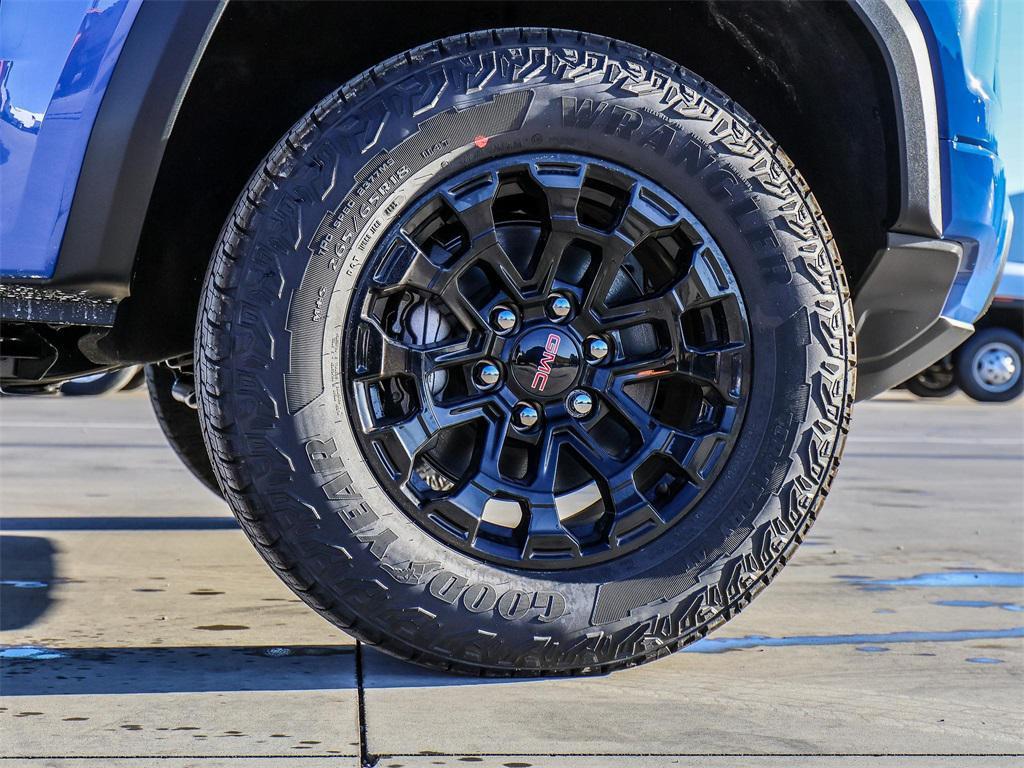 new 2026 GMC Canyon car, priced at $46,100