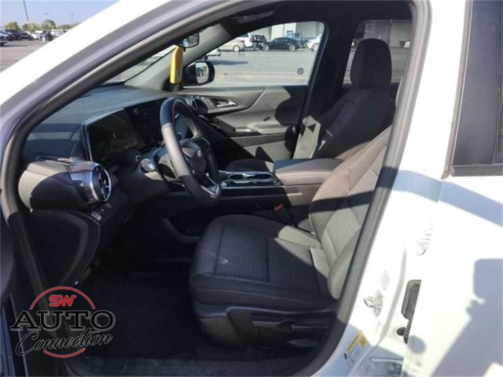 used 2025 Chevrolet Equinox car, priced at $23,991