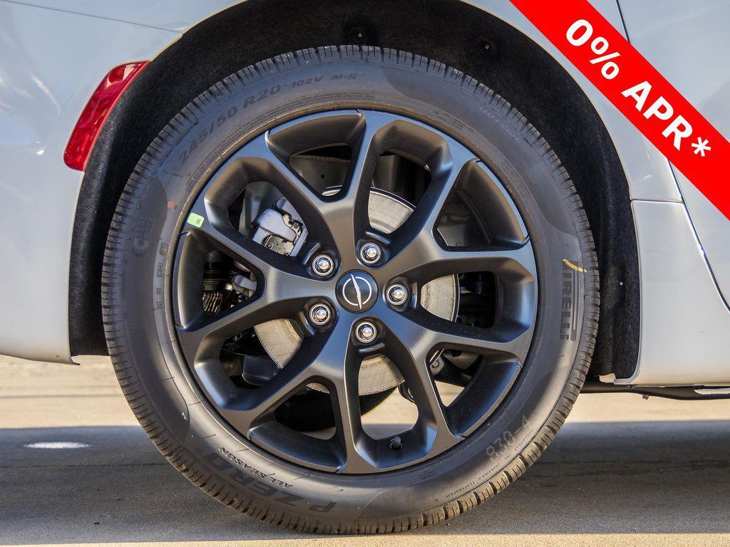 new 2026 Chrysler Pacifica car, priced at $39,824