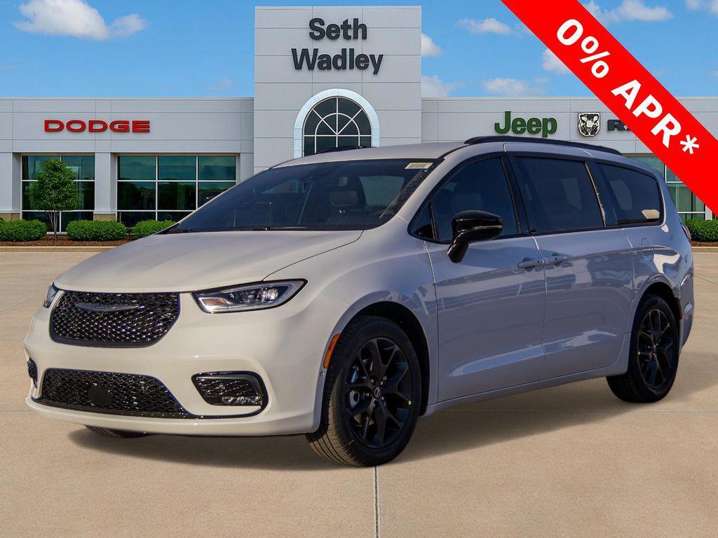 new 2026 Chrysler Pacifica car, priced at $39,824