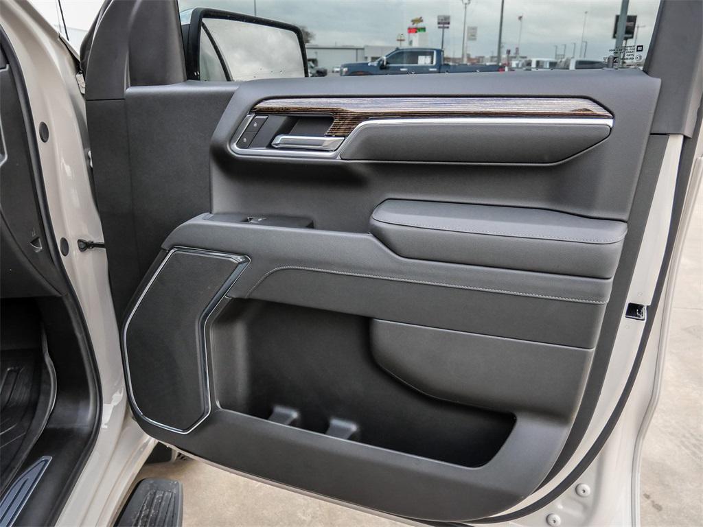 new 2026 GMC Sierra 1500 car, priced at $62,319