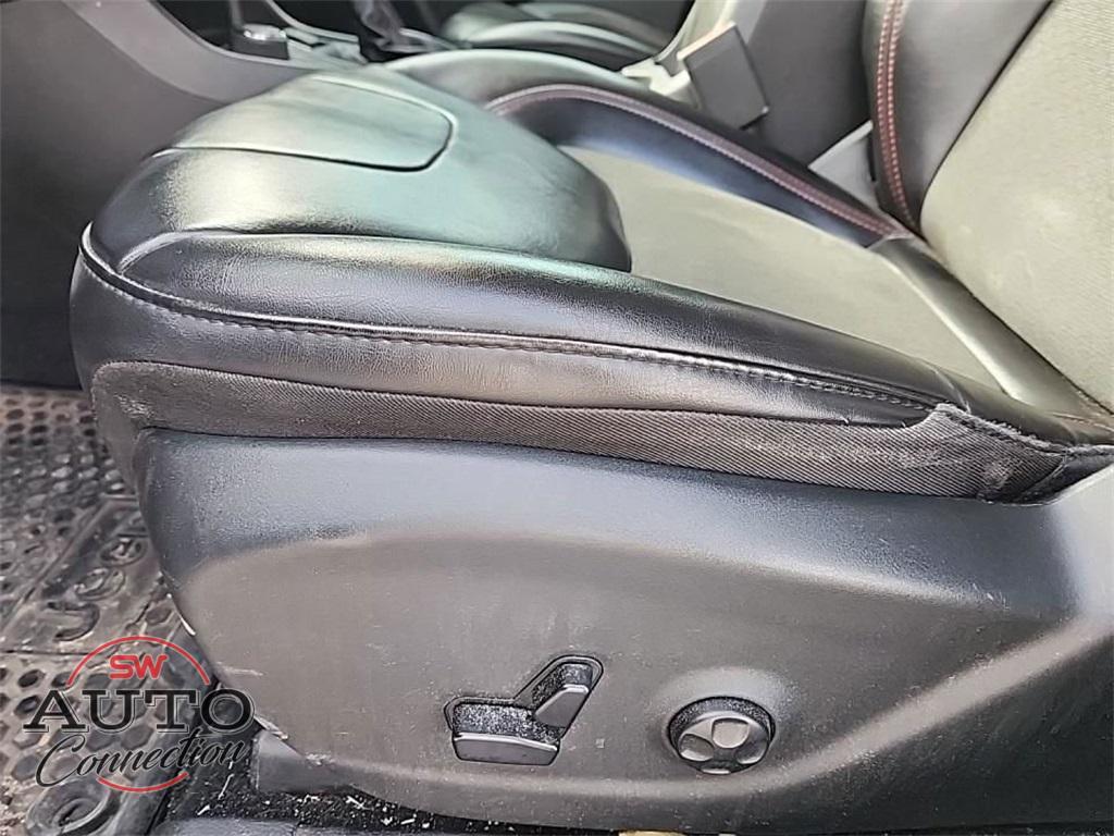 used 2020 Jeep Cherokee car, priced at $16,990