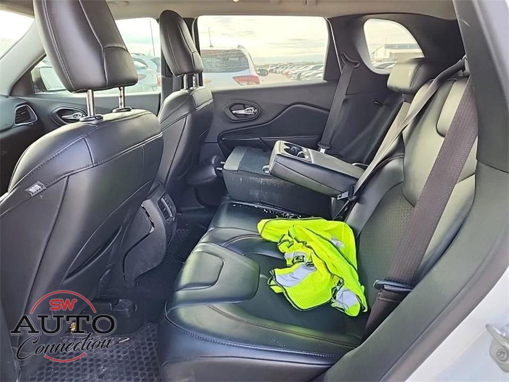 used 2020 Jeep Cherokee car, priced at $16,990