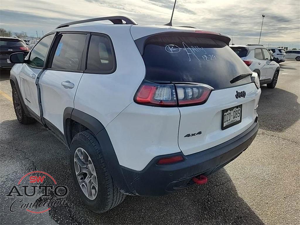 used 2020 Jeep Cherokee car, priced at $16,990