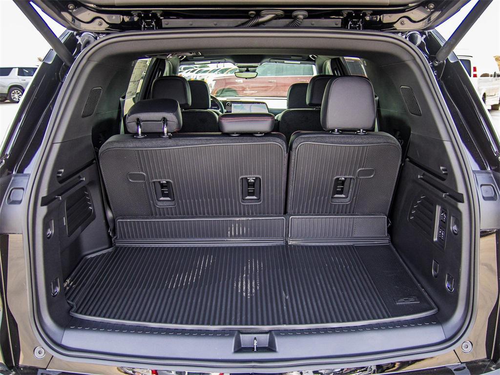 new 2026 Chevrolet Traverse car, priced at $53,659