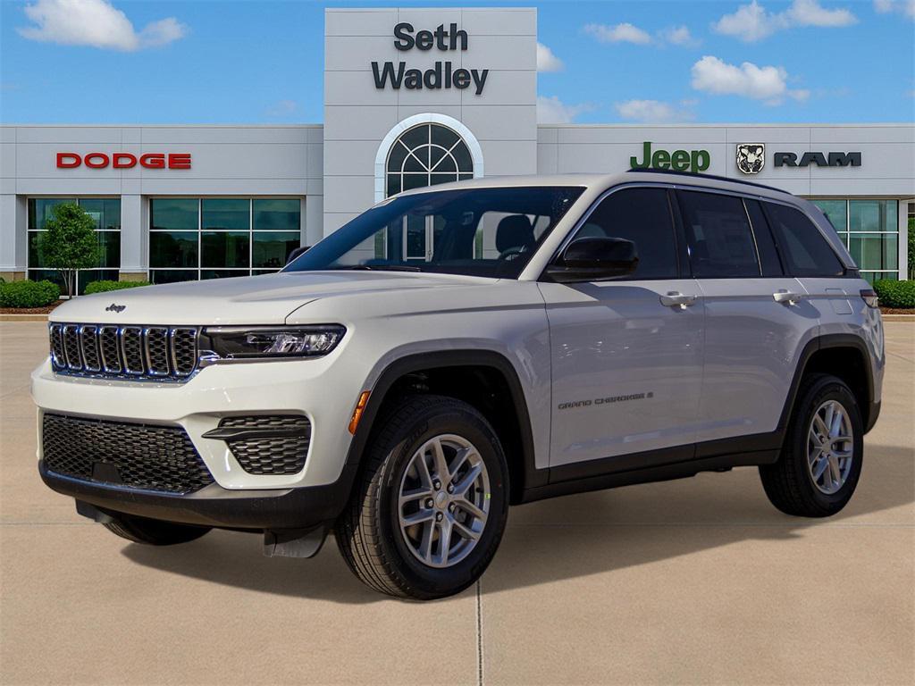 new 2025 Jeep Grand Cherokee car, priced at $37,404