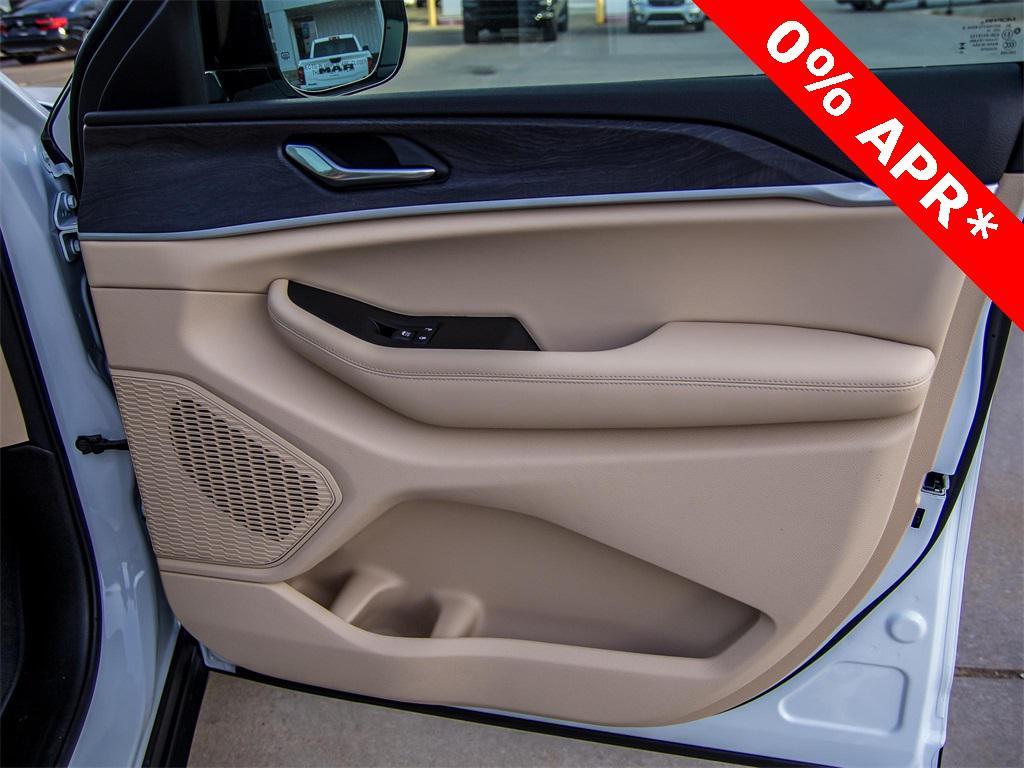 new 2025 Jeep Grand Cherokee L car, priced at $44,935